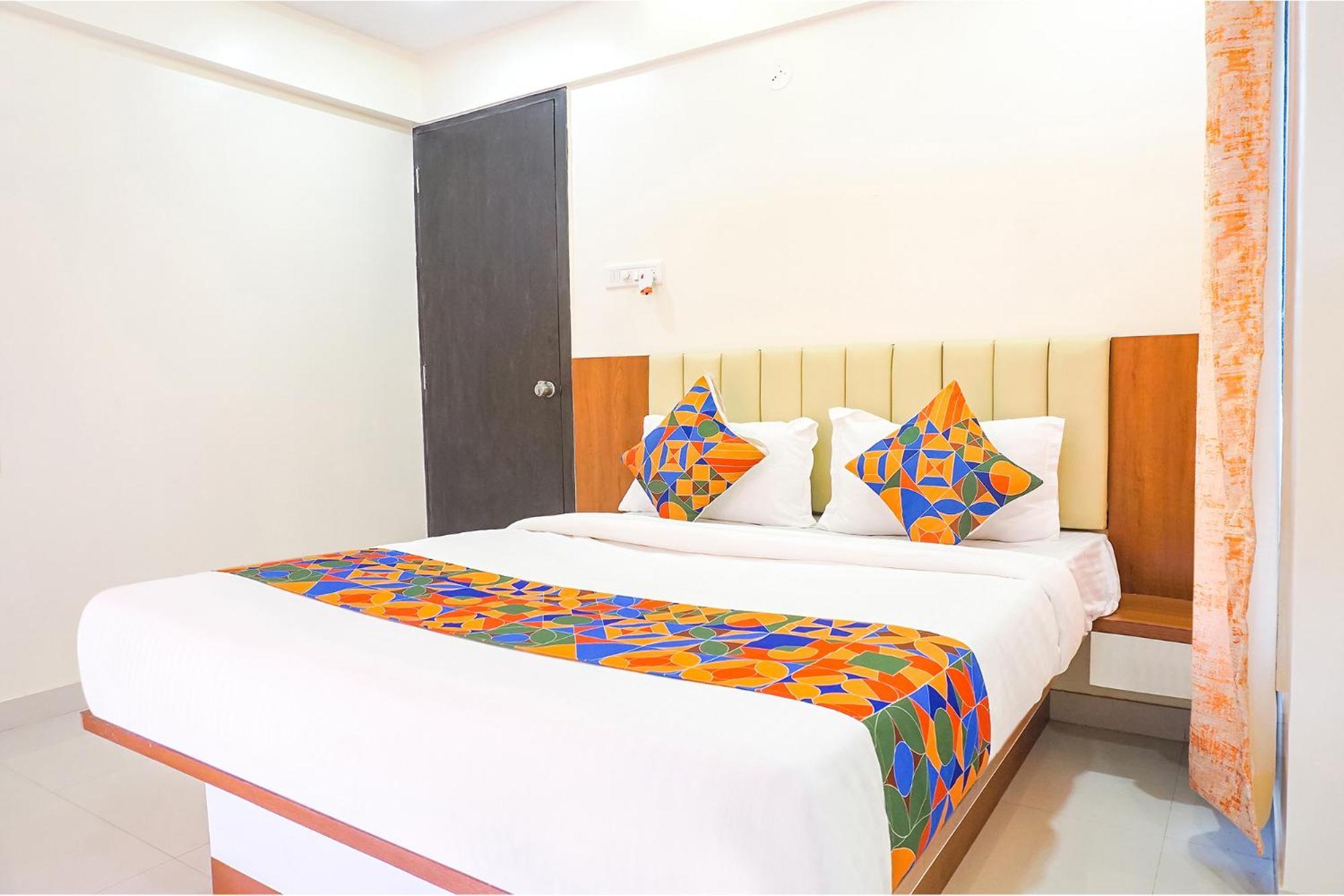 Fabhotel Majestic Luxurious - Nr Rajaram Bhiku Pathare Stadium Pune Exterior photo