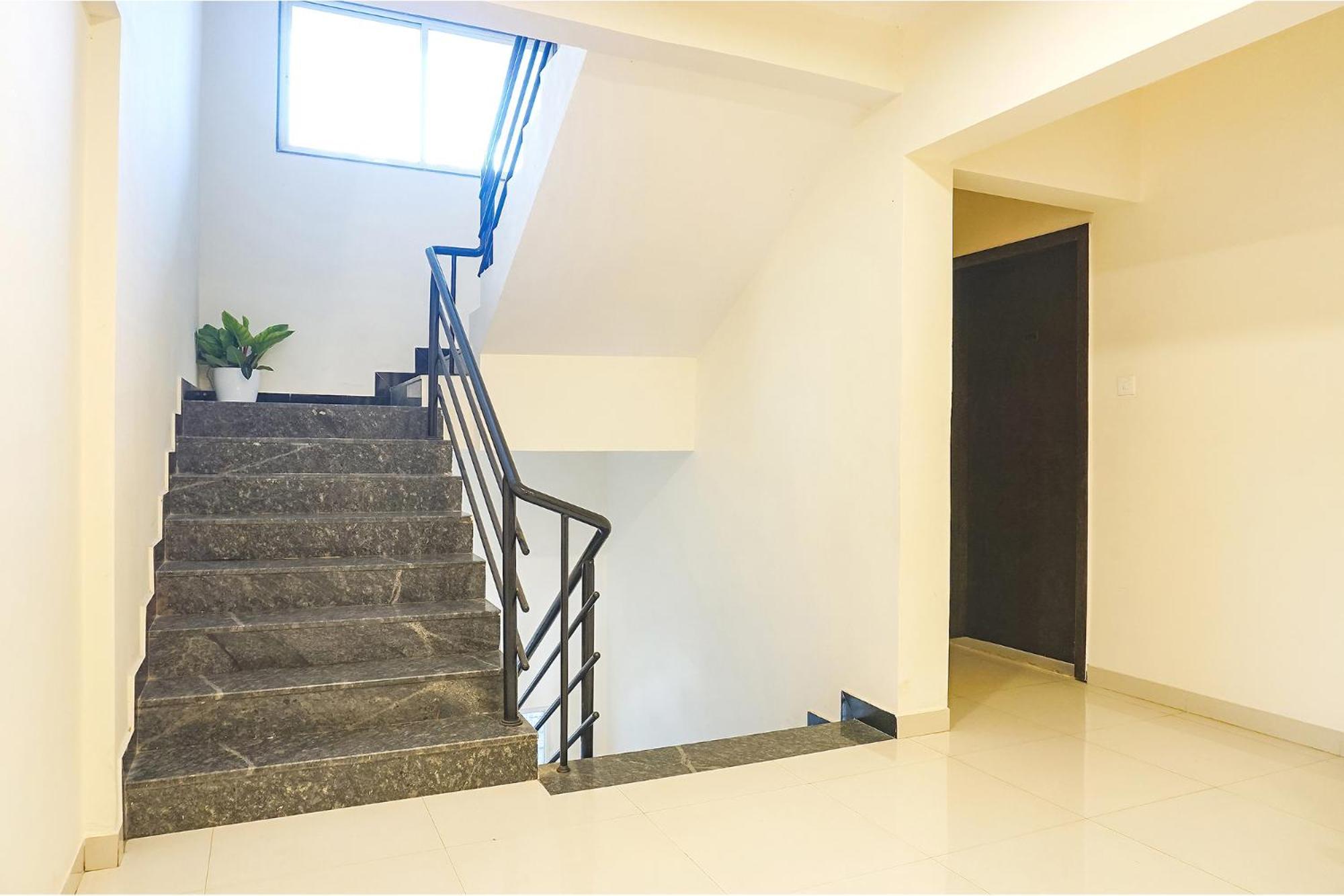 Fabhotel Majestic Luxurious - Nr Rajaram Bhiku Pathare Stadium Pune Exterior photo